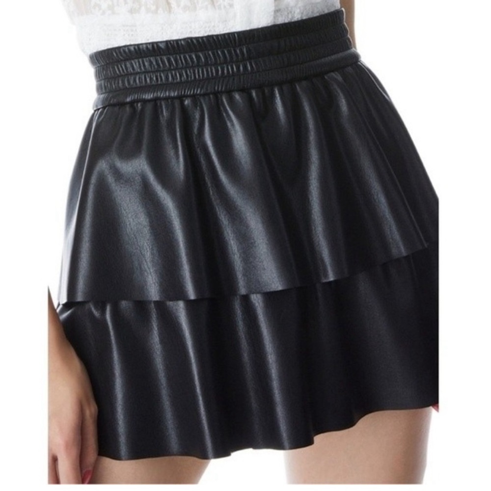 Alice & Olivia Jia Vegan Leather Smocked Mini Skirt Size 0